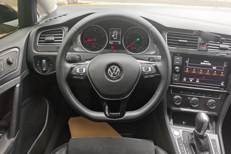 Used Volkswagen Golf 2019 280TSI DSG Luxury Version China V Standard Steering Wheel
