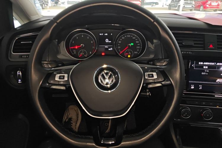 Used Volkswagen Golf 2019 1.6L Automatic Comfort Model China V Standard Steering Wheel
