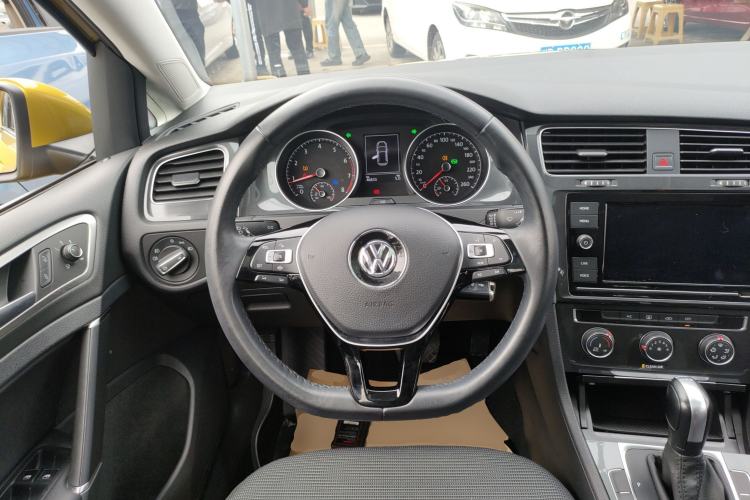 Used Volkswagen Golf 2019 280TSI DSG Comfort Version China V Standard Steering Wheel