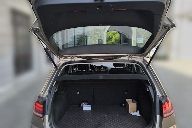 Used Volkswagen Golf 2019 280TSI DSG Comfort Version China VI Standard Trunk
