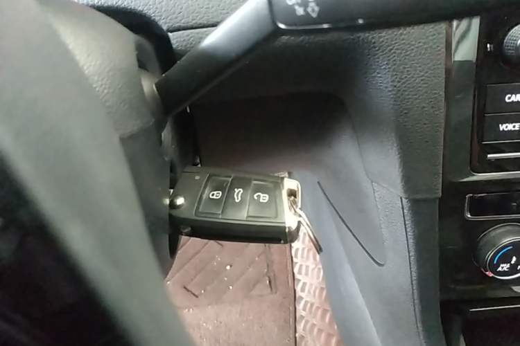 Used Volkswagen Golf 2019 200TSI DSG Comfort Version China VI Standard Vehicle Key