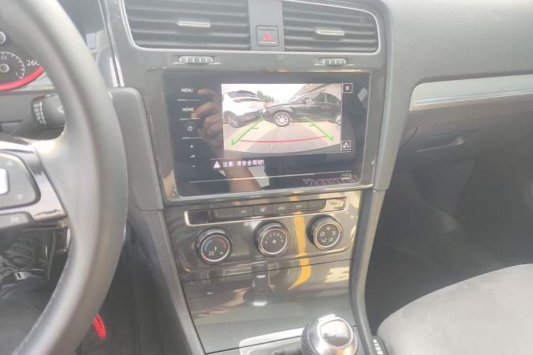 Used Volkswagen Golf 2020 280TSI DSG Comfort Version Audio And AC Panel