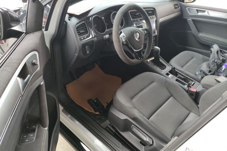 Used Volkswagen Golf 2020 280TSI DSG Comfort Version Driver Seat