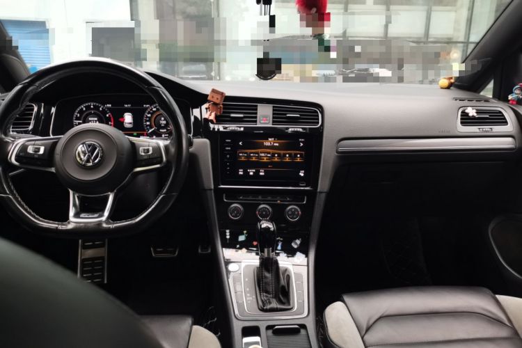Used Volkswagen Golf 2020 Charming Edition 280TSI DSG R-Line Headliner