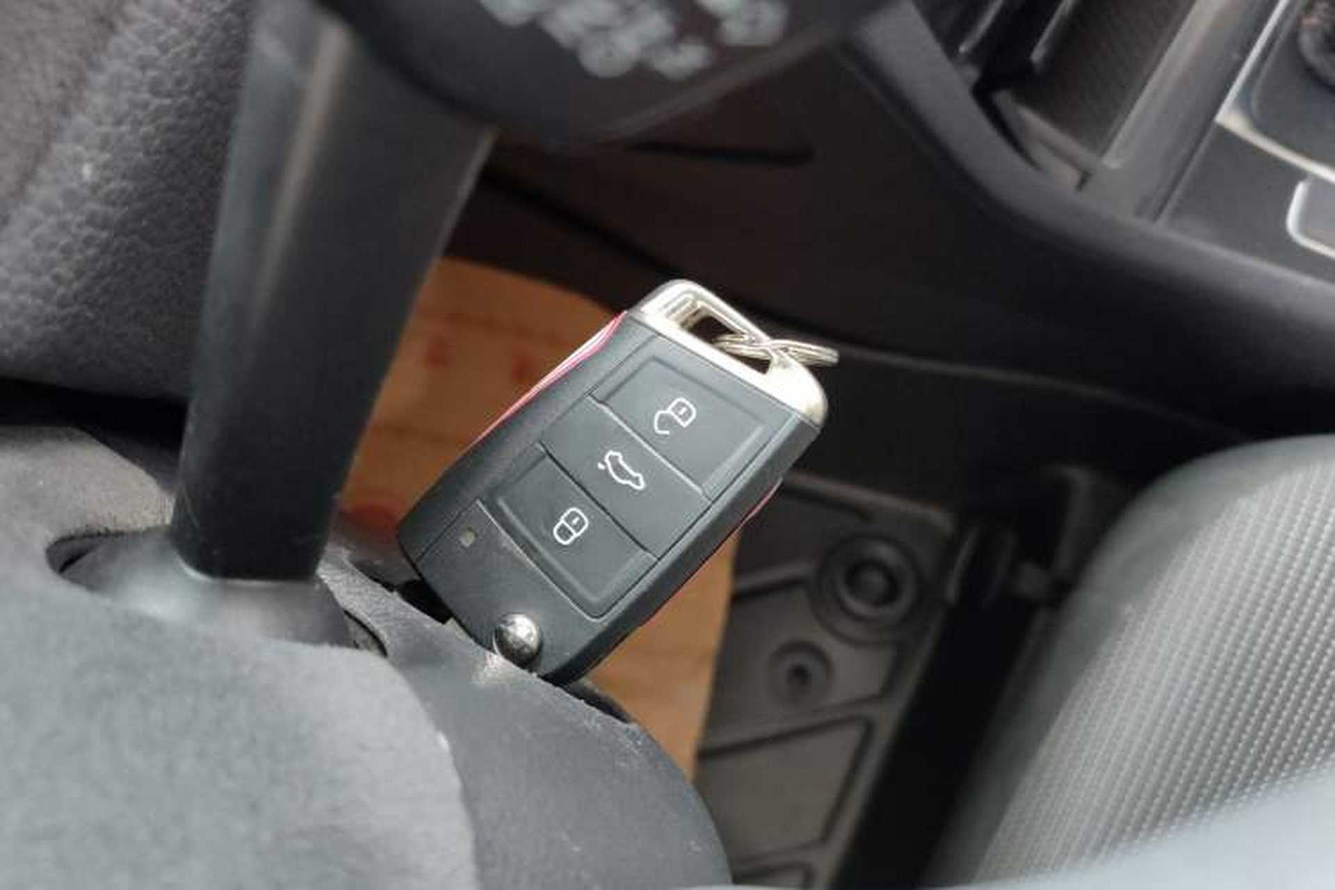 Used Volkswagen Golf 2020 280TSI DSG Comfort Version Interior 1