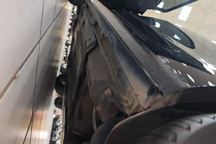 Used Volkswagen Golf 2020 280TSI DSG R-Line Version Left Side Sill