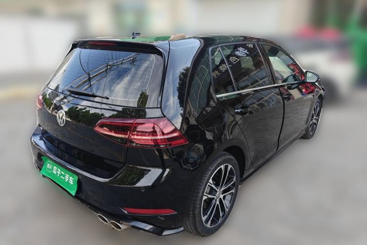 Used Volkswagen Golf 2020 Charming Edition 280TSI DSG R-Line Rear Right 45 Deg