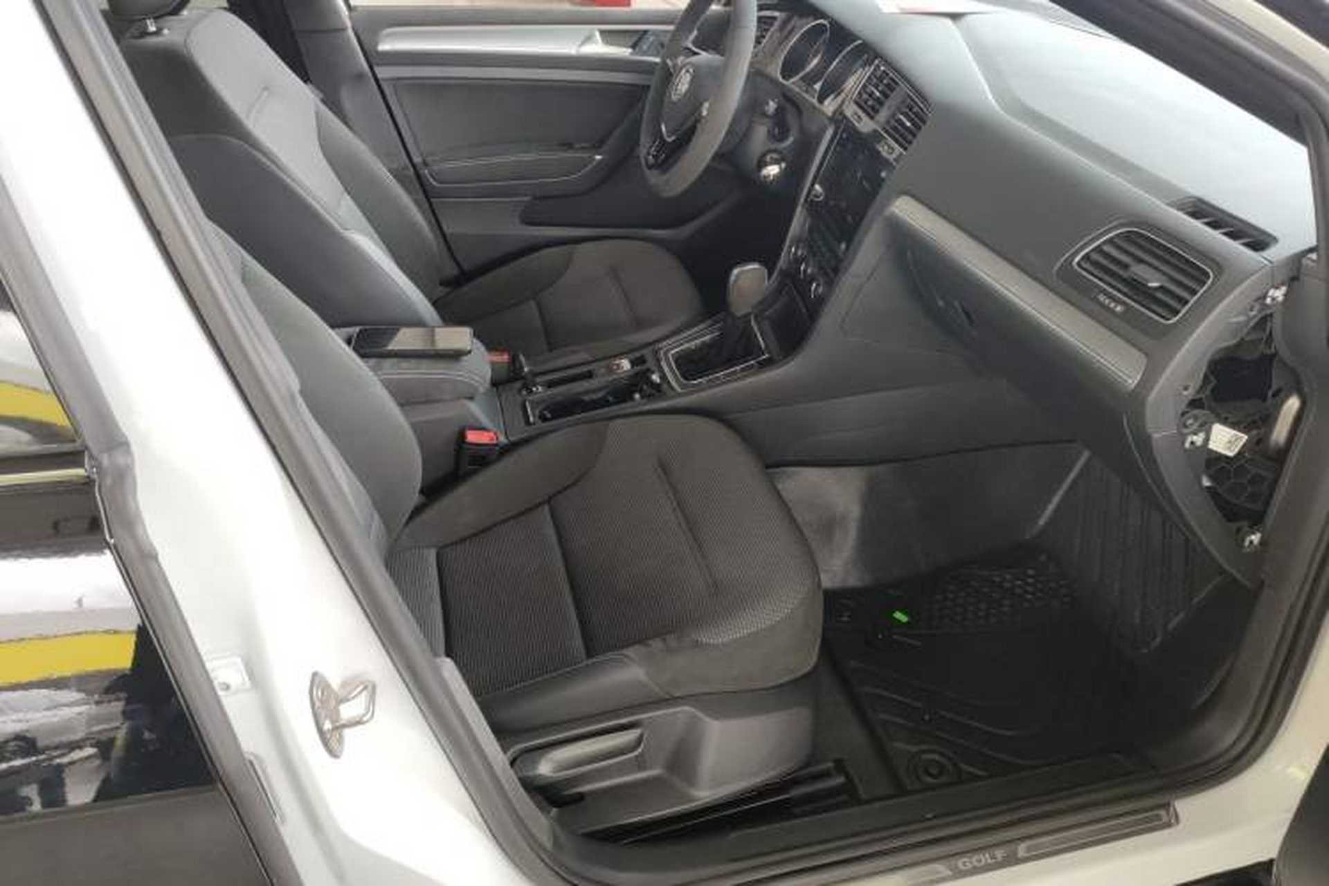 Used Volkswagen Golf 2020 280TSI DSG Comfort Version Right Front Seat
