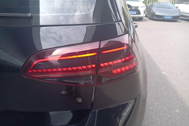 Used Volkswagen Golf 2020 Charming Edition 280TSI DSG R-Line Right Rear Taillight