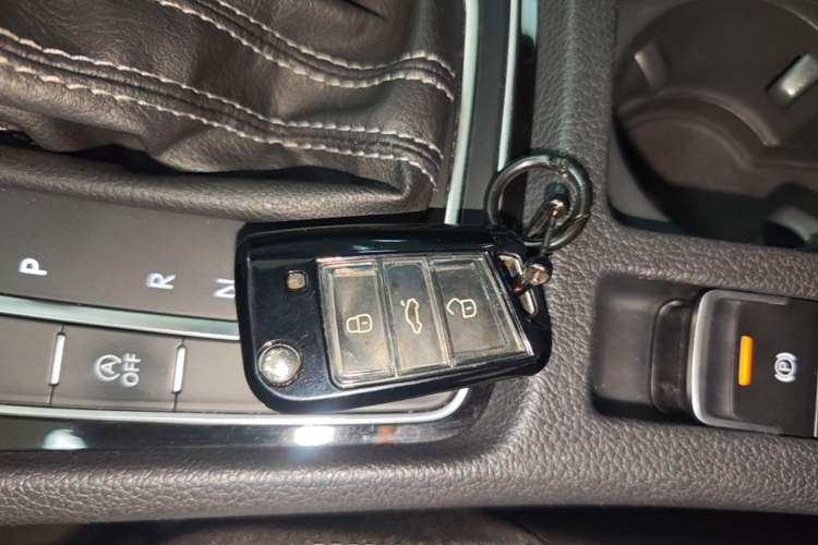 Used Volkswagen Golf 2020 280TSI DSG R-Line Version Vehicle Key