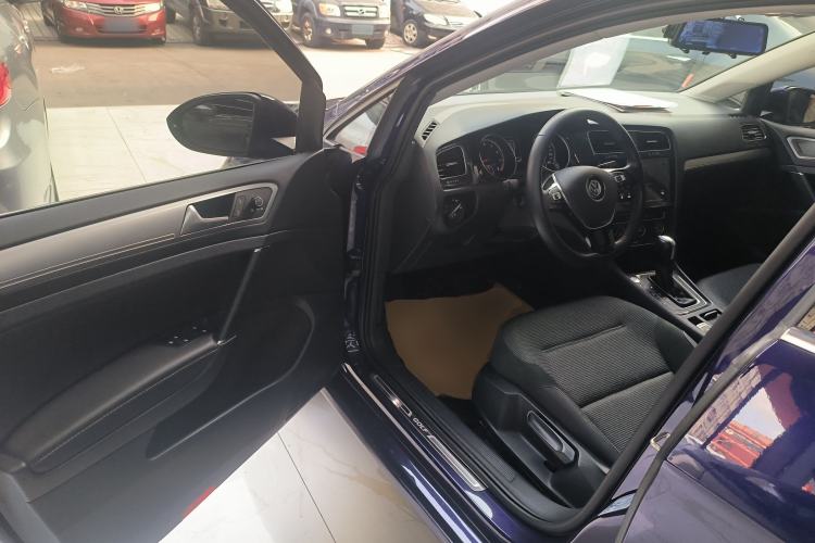 Used Volkswagen Golf 2020 Zhiai Edition 280TSI DSG Comfort Model Driver Seat