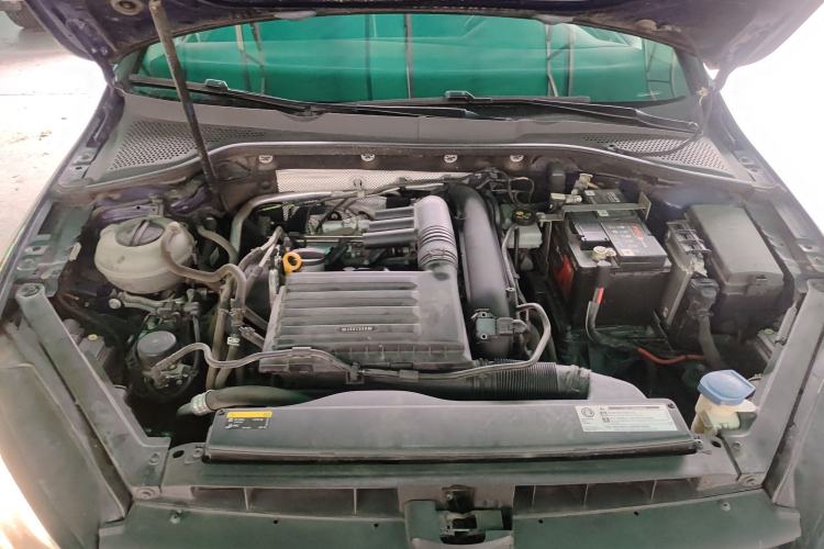 Used Volkswagen Golf 2020 Zhiai Edition 280TSI DSG Comfort Model Engine Bay