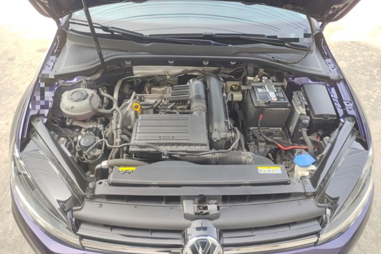 Used Volkswagen Golf 2020 Zhiai Edition 280TSI DSG Comfort Model Engine Bay
