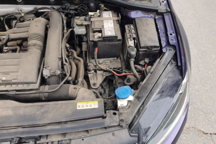 Used Volkswagen Golf 2020 Zhiai Edition 280TSI DSG Comfort Model Engine Bay Left