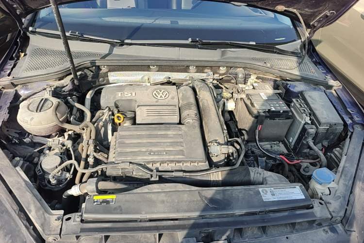 Used Volkswagen Golf 2020 200TSI DSG Comfortable and Ambitious Edition Engine Bay