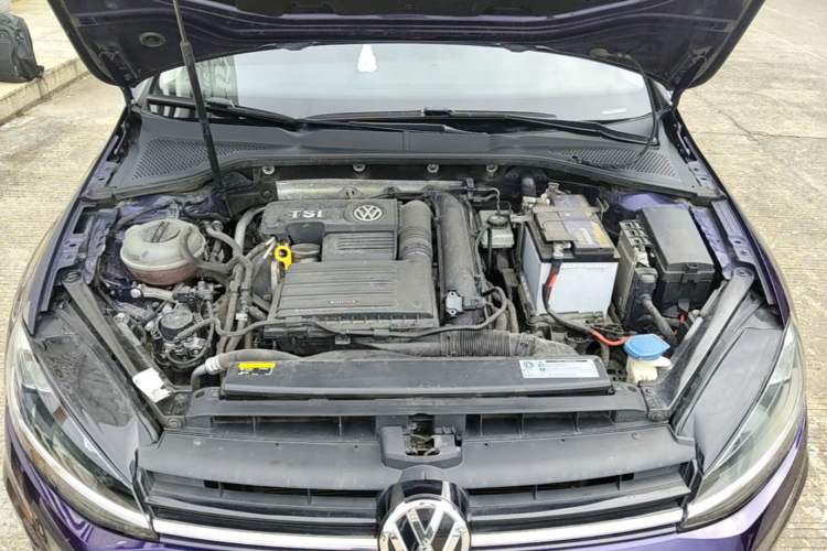 Used Volkswagen Golf 2020 280TSI DSG Comfort Version Engine Bay