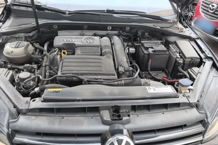Used Volkswagen Golf 2020 280TSI DSG R-Line Version Engine Bay