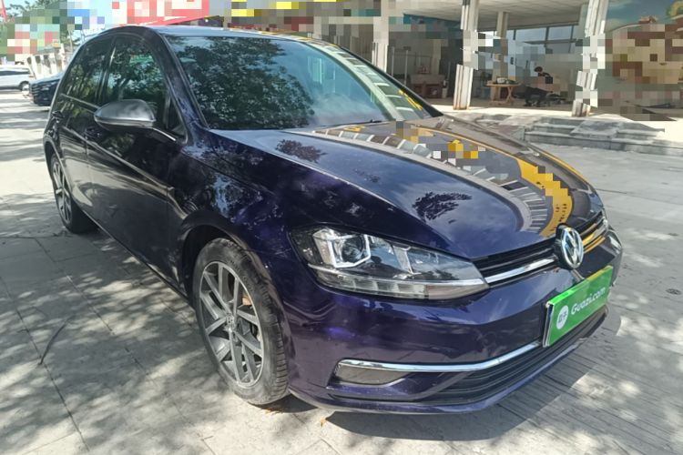 Used Volkswagen Golf 2020 280TSI DSG Comfort Version Front Right 45 Deg