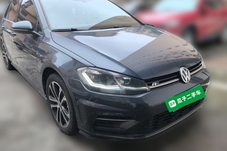 Used Volkswagen Golf 2020 280TSI DSG R-Line Version Front Right 45 Deg