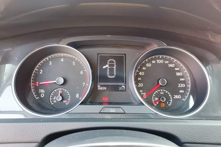 Used Volkswagen Golf 2020 Zhiai Edition 280TSI DSG Comfort Model Instrument Cluster