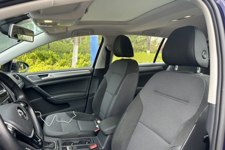 Used Volkswagen Golf 2020 Zhiai Edition 280TSI DSG Comfort Model Interior 11