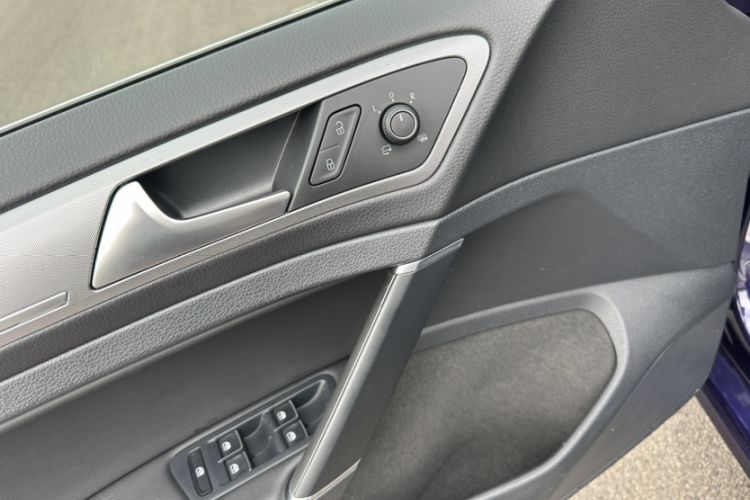 Used Volkswagen Golf 2020 Zhiai Edition 280TSI DSG Comfort Model Interior 13