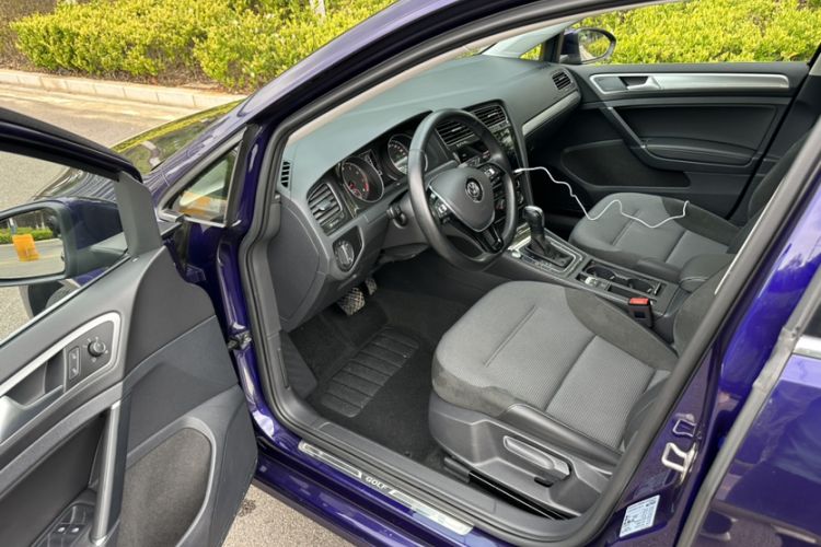 Used Volkswagen Golf 2020 Zhiai Edition 280TSI DSG Comfort Model Interior 9