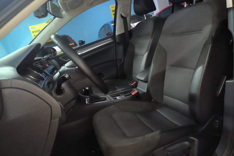 Used Volkswagen Golf 2020 280TSI DSG Comfort Version Left Front Seat