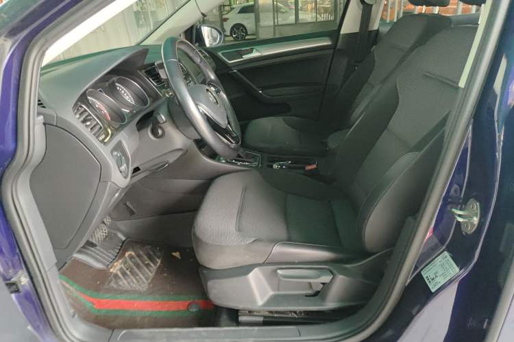 Used Volkswagen Golf 2020 Zhiai Edition 280TSI DSG Comfort Model Left Front Seat