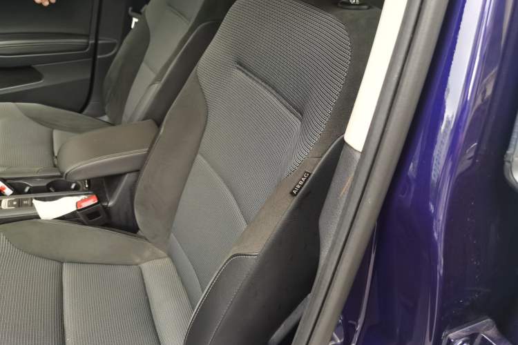 Used Volkswagen Golf 2020 Zhiai Edition 280TSI DSG Comfort Model Left Front Seat