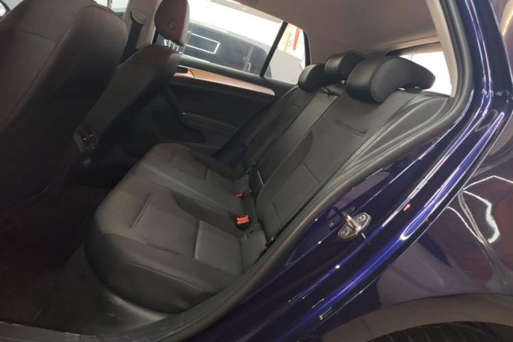 Used Volkswagen Golf 2020 Zhiai Edition 280TSI DSG Comfort Model Left Rear Seat