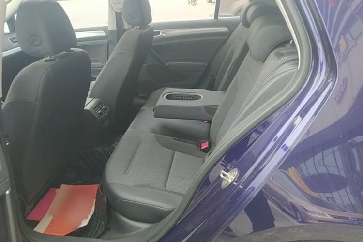 Used Volkswagen Golf 2020 Zhiai Edition 280TSI DSG Comfort Model Left Rear Seat