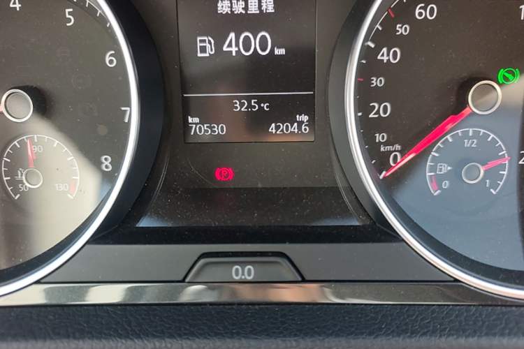 Used Volkswagen Golf 2020 200TSI DSG Comfortable and Ambitious Edition Odometer Close Up