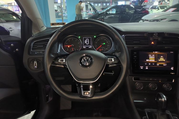 Used Volkswagen Golf 2020 280TSI DSG Comfort Version Steering Wheel