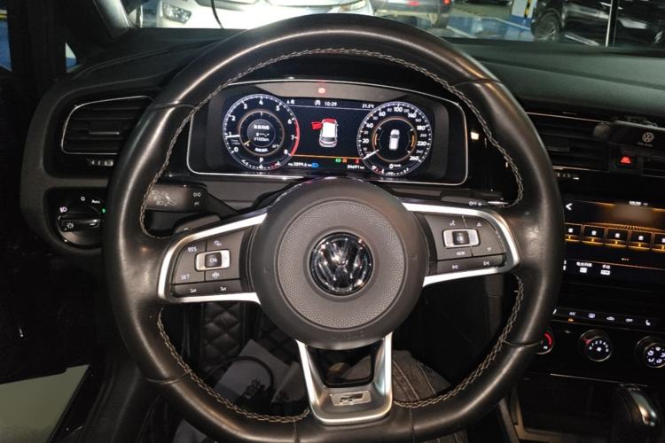 Used Volkswagen Golf 2020 Charming Edition 280TSI DSG R-Line Steering Wheel