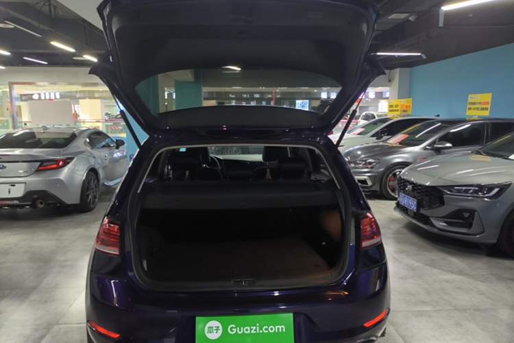 Used Volkswagen Golf 2020 280TSI DSG Comfort Version Trunk