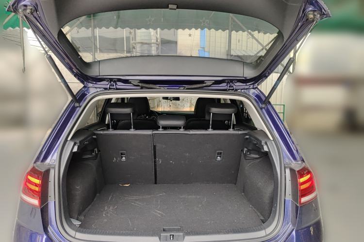 Used Volkswagen Golf 2020 Zhiai Edition 280TSI DSG Comfort Model Trunk