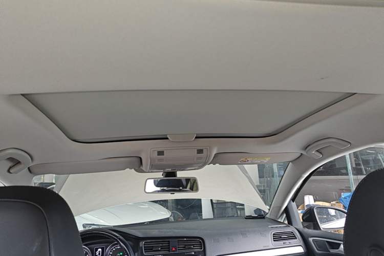 Used Volkswagen Golf 2020 Zhiai Edition 280TSI DSG Comfort Model Headliner