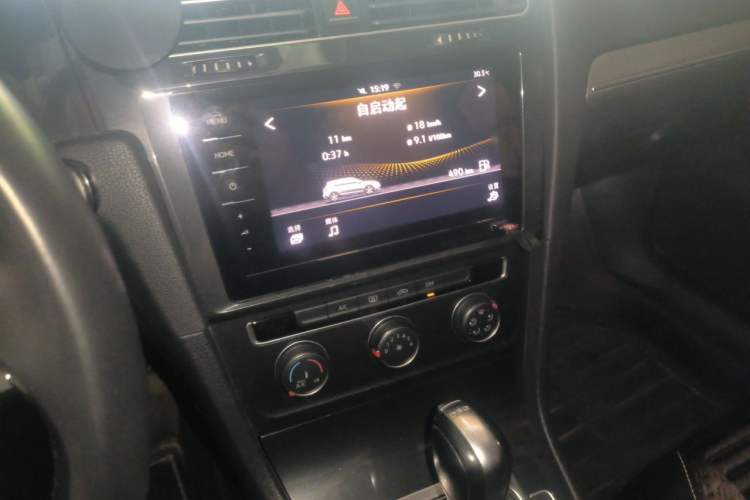 Used Volkswagen Golf 2020 280TSI DSG Comfort Version Audio And AC Panel
