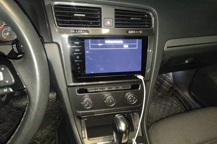 Used Volkswagen Golf 2020 280TSI DSG Comfort Version Audio And AC Panel