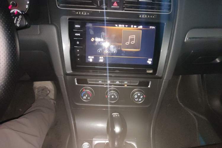 Used Volkswagen Golf 2020 280TSI DSG Comfort Version Audio And AC Panel