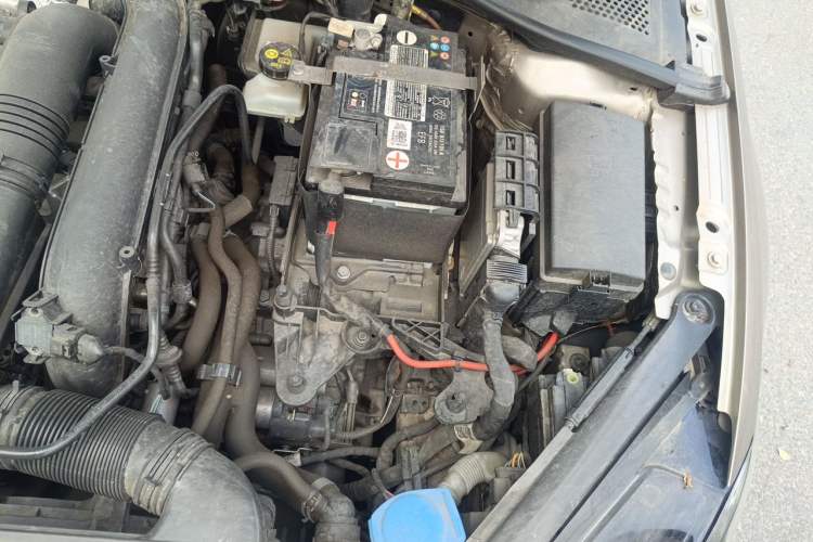 Used Volkswagen Golf 2020 Zhiai Edition 280TSI DSG Comfort Model Engine Bay Left
