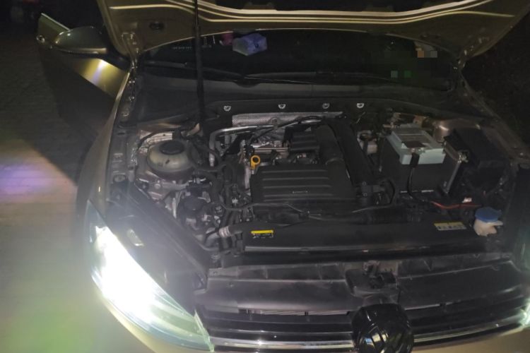 Used Volkswagen Golf 2020 Zhiai Edition 280TSI DSG Luxury Model Engine Bay Right