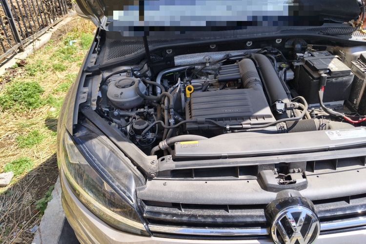 Used Volkswagen Golf 2020 Zhiai Edition 280TSI DSG Comfort Model Engine Bay Right