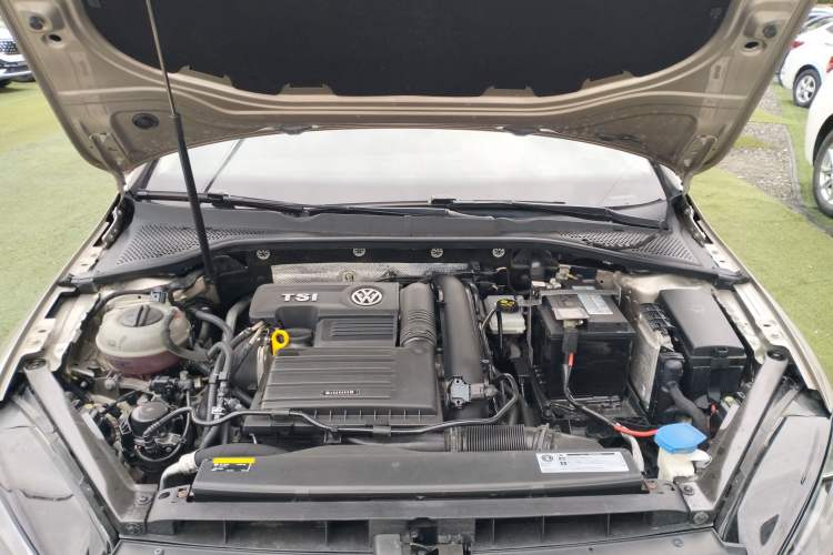 Used Volkswagen Golf 2020 280TSI DSG Comfort Version Engine Bay