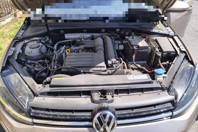Used Volkswagen Golf 2020 Zhiai Edition 280TSI DSG Comfort Model Engine Bay
