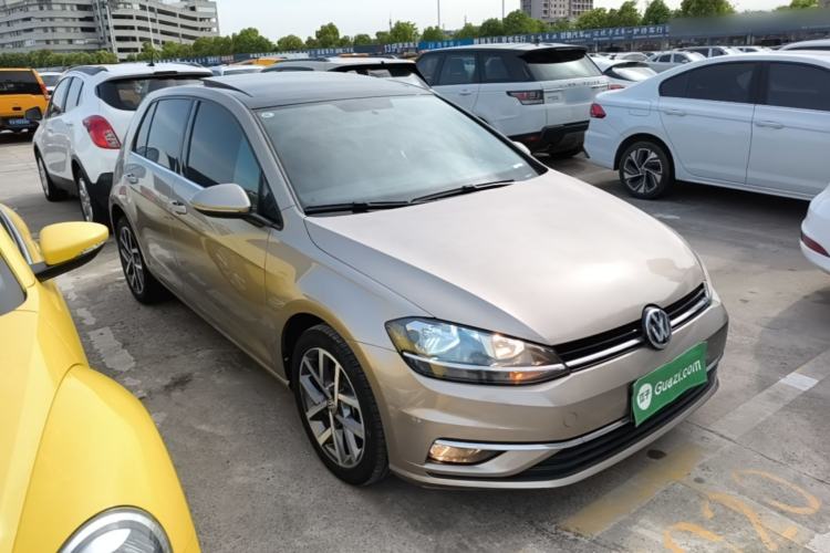 Used Volkswagen Golf 2020 200TSI DSG Comfortable and Ambitious Edition Exterior 1