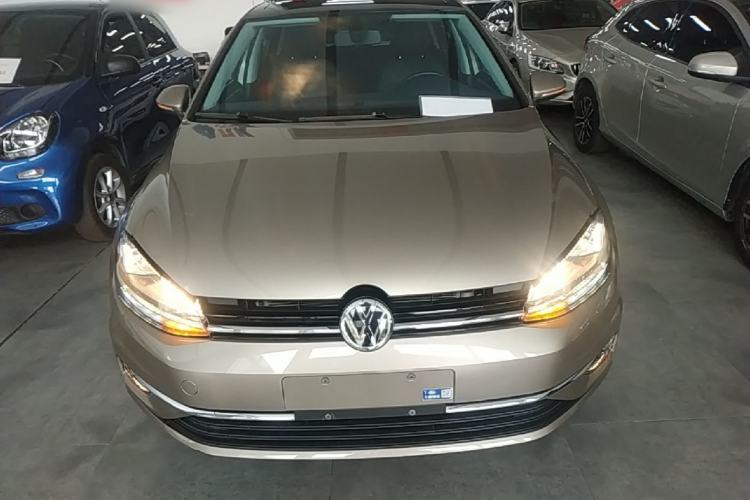 Used Volkswagen Golf 2020 Zhiai Edition 280TSI DSG Comfort Model Front