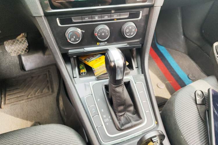 Used Volkswagen Golf 2020 280TSI DSG Comfort Version Gear Lever