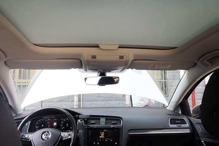Used Volkswagen Golf 2020 Zhiai Edition 280TSI DSG Luxury Model Headliner